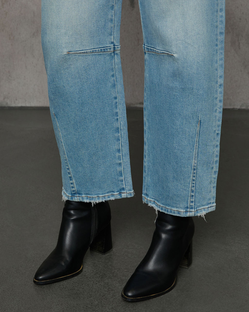Evangelina Stretch Distressed Barrel Jeans - Image 11