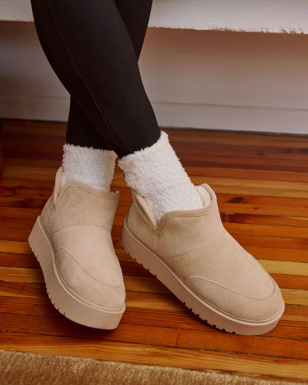 Isenrae Slip Ankle Boot - Image 10
