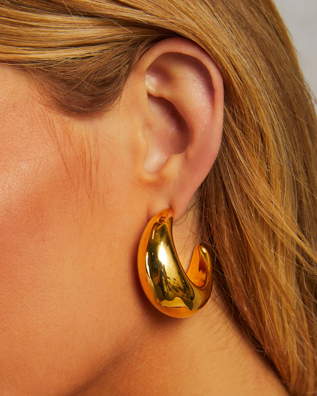 Night Life Crescent Moon Hoop Earrings - Image 3
