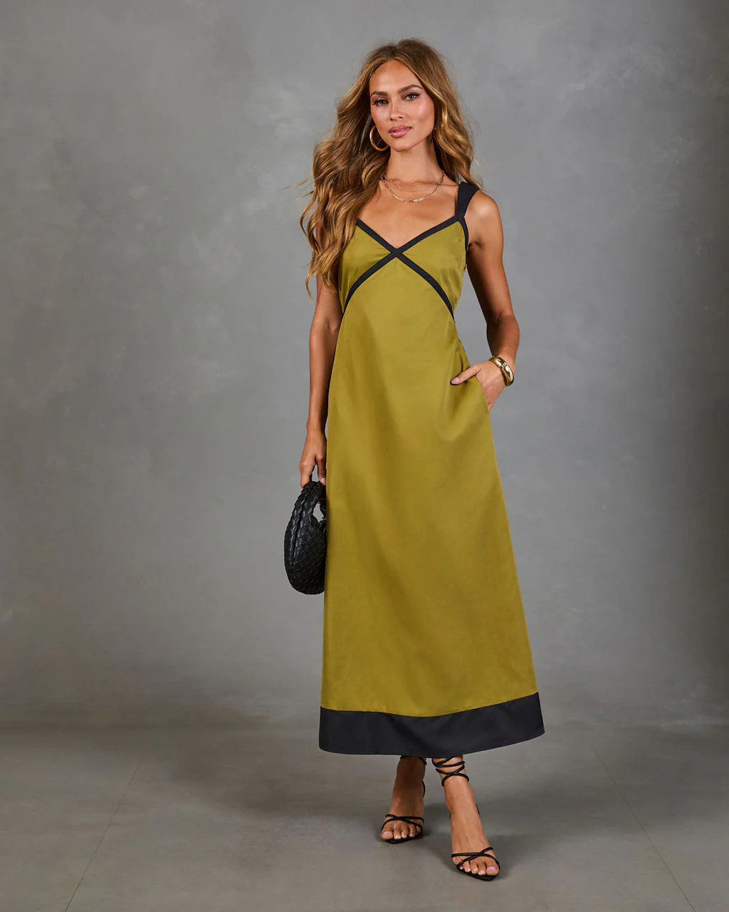 Terra Muse Contrast Trim Maxi Dress - Image 5